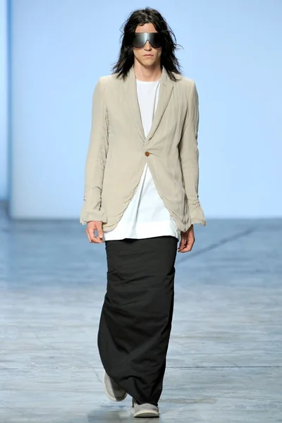 Look 20